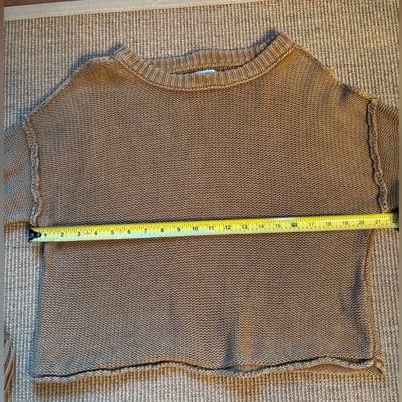 Women's Tan American Eagle Sweater Size Medium 100%Cotton - Picture 5 of 8